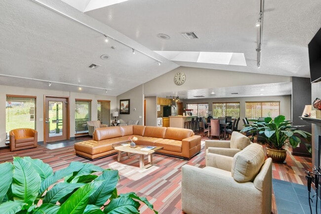 Creekside Apartments
