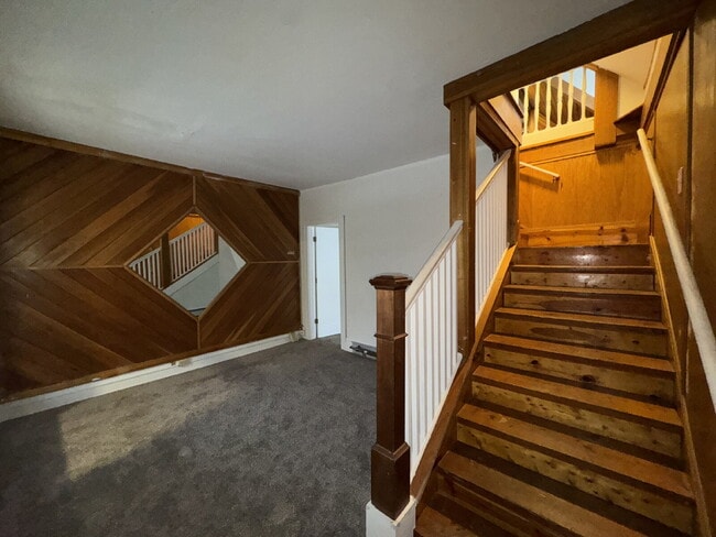 Photo - "Charming Studio Gem with Office and Hardwood Floors in the Heart of Minneapolis!" Unit 3