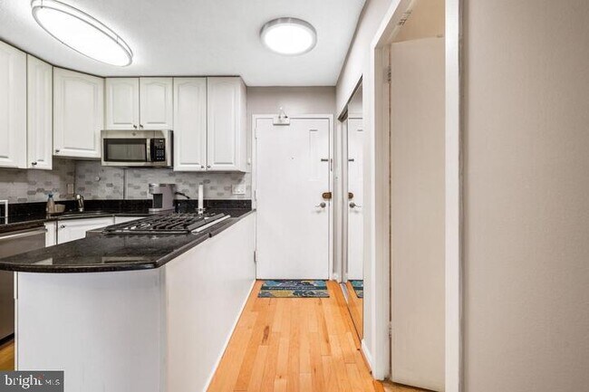 Photo - 2201 L St NW Unit 119