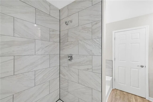 Photo - 1288 Gates Cir SE