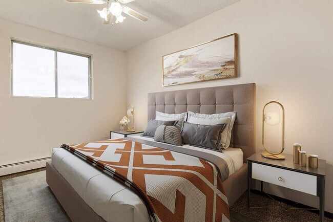 Photo - Hillview Apartments