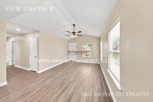 Photo - 918 W 23rd St