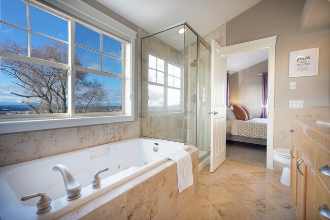 Photo - 115 N 46th St