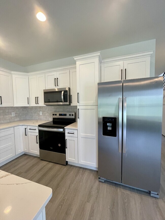 Photo - 136 Independence Ln Townhome