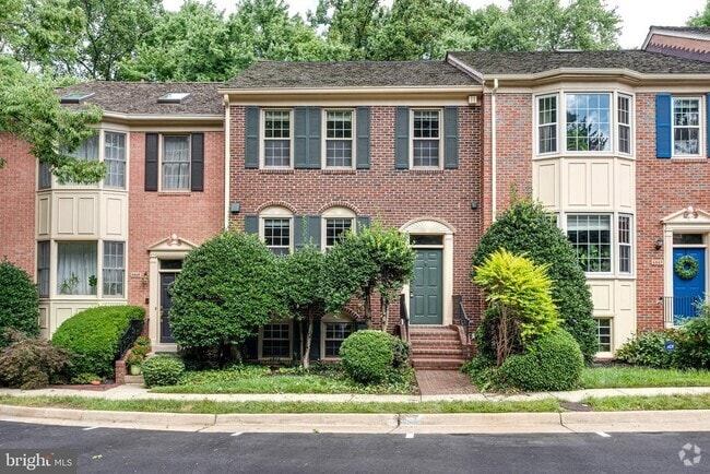 Building Photo - 6867 Williamsburg Pond Ct Rental