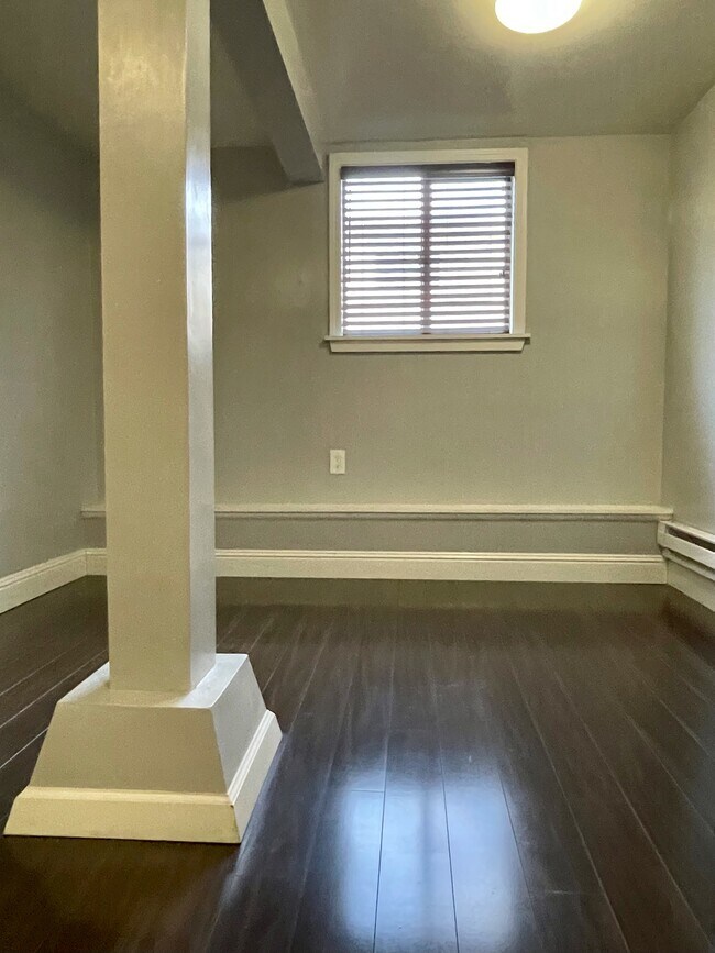 Photo - 429 Kains Ave