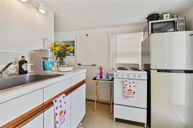 Photo - 3110 Pass a Grille Way