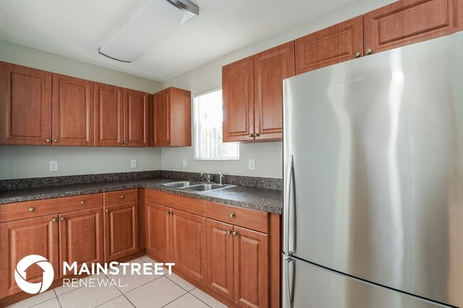 Photo - 705 Ned Ave N