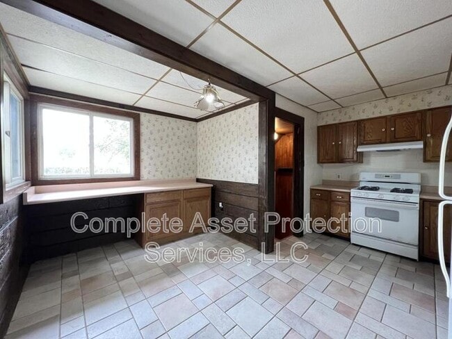 Photo - 825 E Cleveland Ave