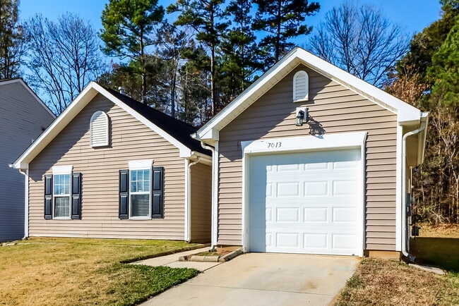 Photo - 7013 Sunman Rd