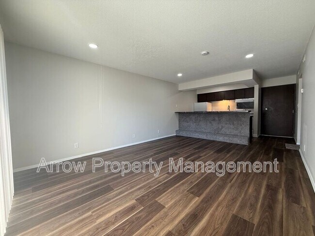 Photo - 649 S 18th St