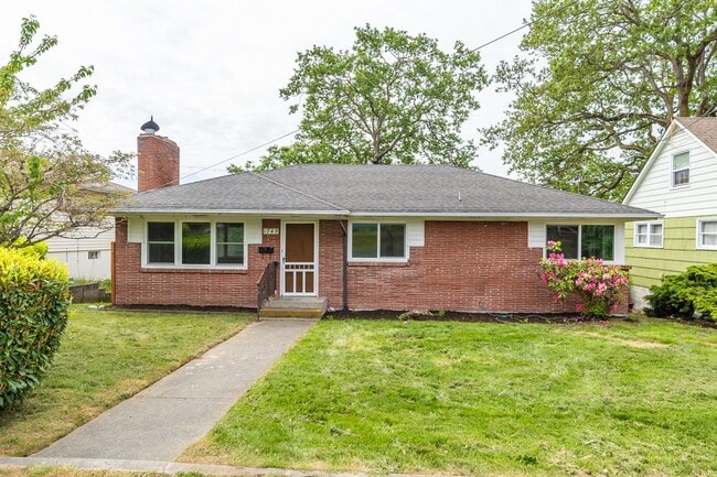 3 Bedroom 2 Bath Home near Heart of Oak Ha... - 3 Bedroom 2 Bath Home near Heart of Oak Ha...