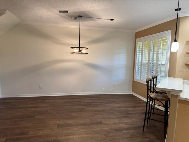 Photo - 1570 Barking Deer Cove