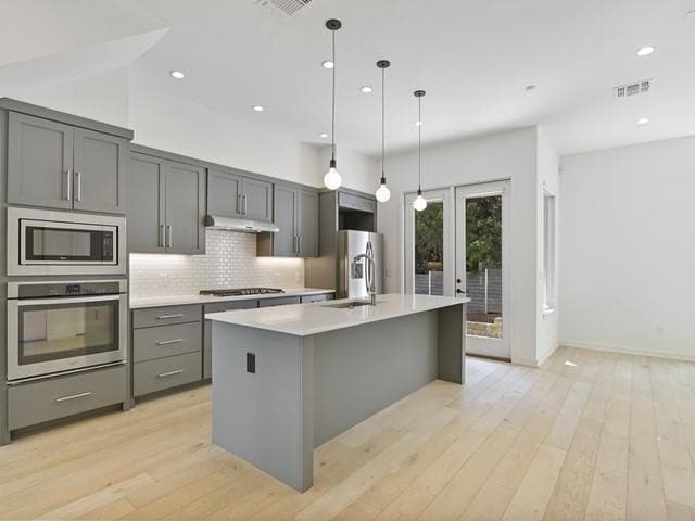 Photo - 2506 Sutherland St