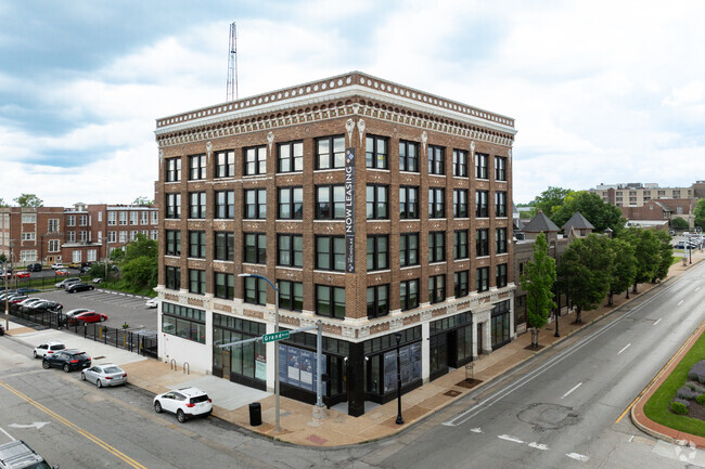 Building Photo - The Nicholas Rental