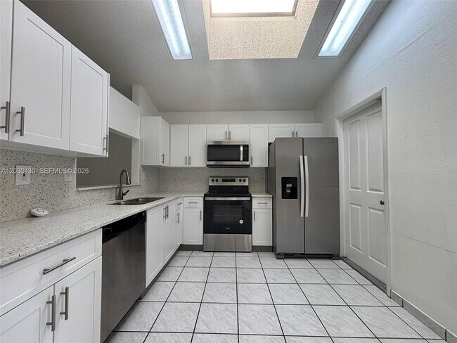 Photo - 12713 SW 146th Ln