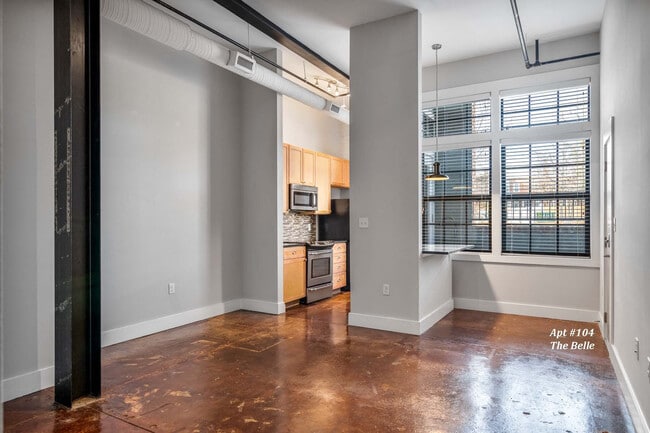 Photo - Landmark at 1700 Apartments