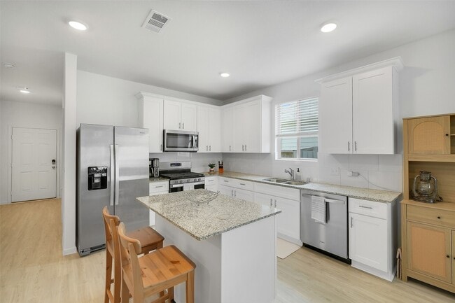 Photo - 16910 Elm Grove Road