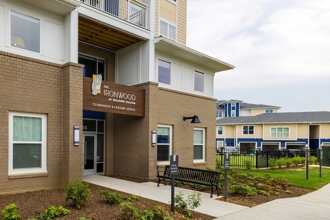 Photo - The Ironwood at Waldorf Station