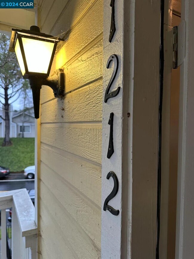 1212 Devonwood Condo Condo for Rent in Hercules, CA