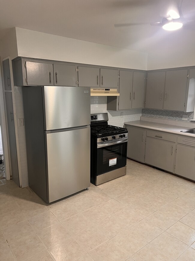 Photo - 307 E Elm St
