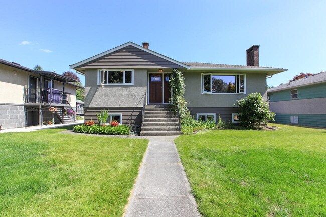 Photo - 2956 Noel Dr