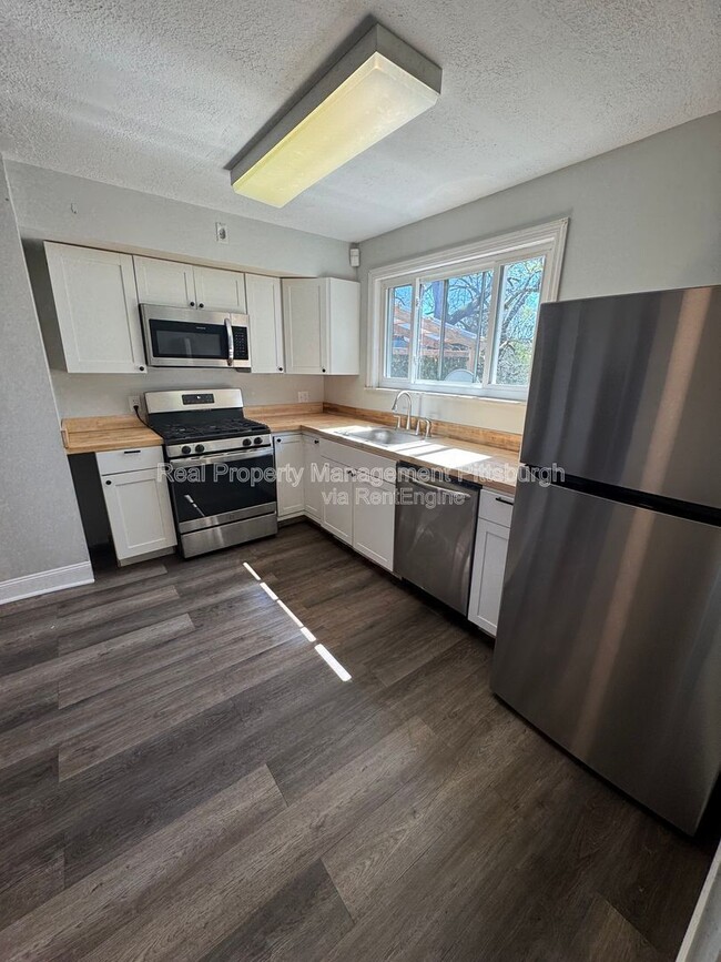 Photo - 1825 Rialto St