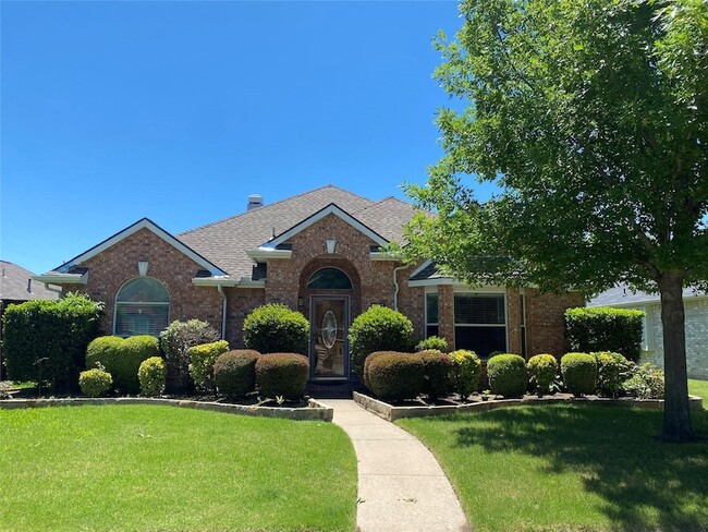 Building Photo - 11715 Alexandria Dr
