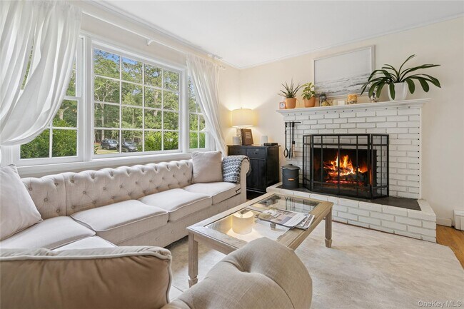 1181 Fireplace Rd