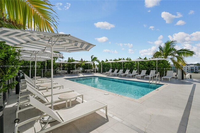 Photo - 10281 W Bay Harbor Dr Unit 402