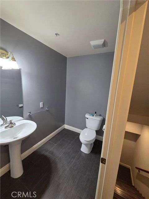 Photo - 263 E Glenarm St