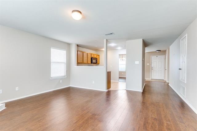 Photo - 2417 Grand Rapids Dr