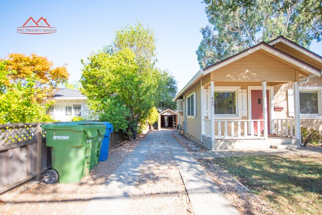 Photo - 428 University Ave