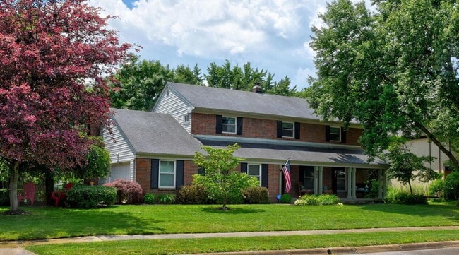 Building Photo - 303 Greenglade Ave