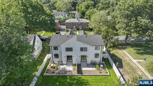 92 Franklin St