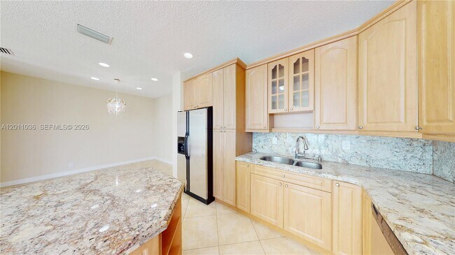 Photo - 897 Briar Ridge Rd