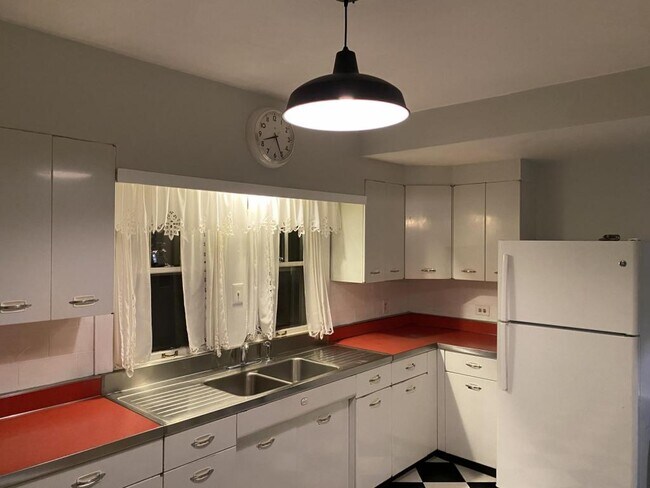 Photo - 120 Waverly Pl