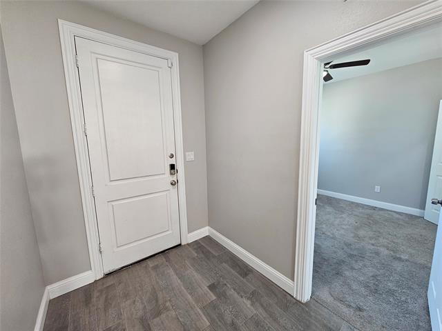 Photo - 610 Parker Cir