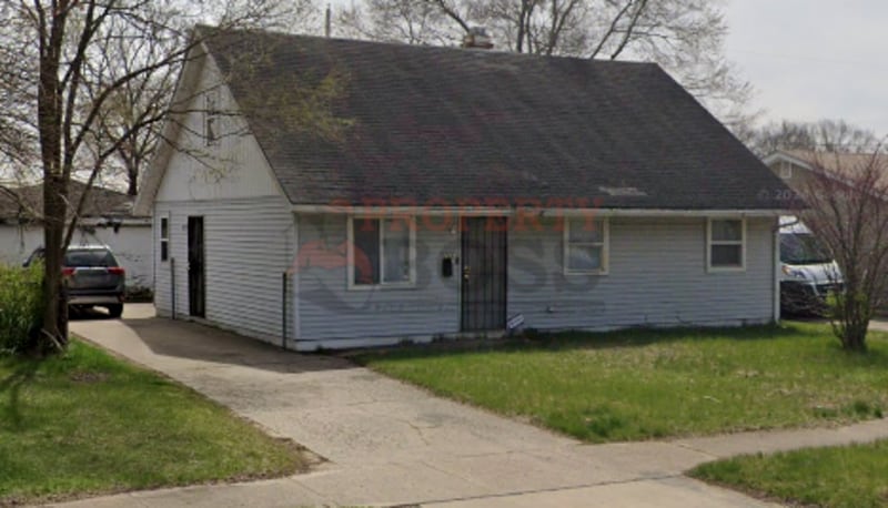 Photo - 5733 E 13th Pl