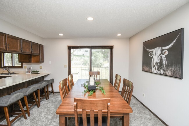 Photo - 4504 S Cliff Ave