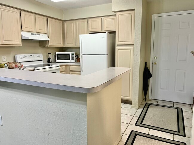 Photo - 13803 Fairway Island Dr Unidad 1800