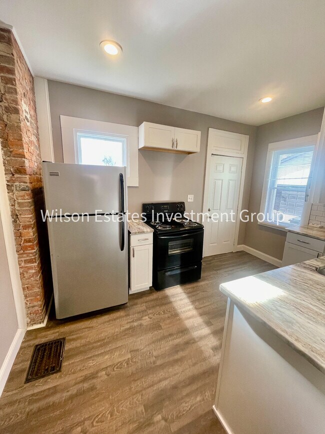 Photo - 1547 E Rich St Unit 1547