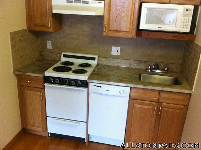 Photo - 1110 Commonwealth Ave Unit 305