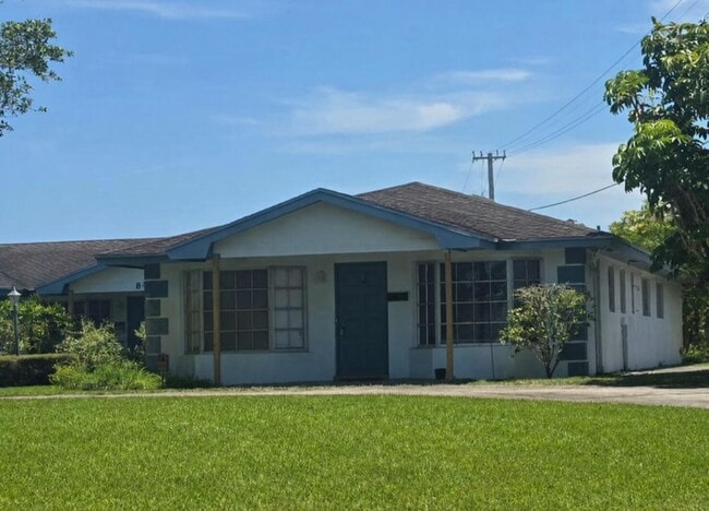 Building Photo - 800 Ibis Way Unit 1