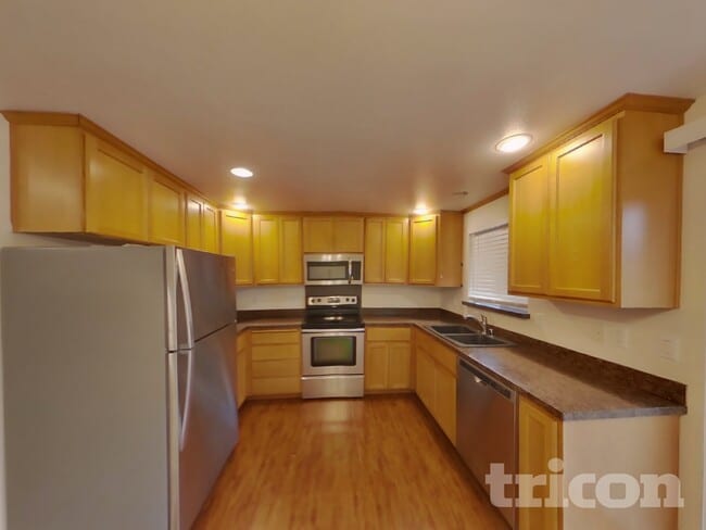 Photo - 8810 35th St W