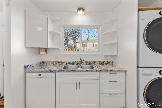 Photo - 121 Lexington Ave Unit 11