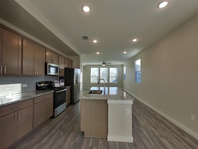 Photo - 620 Raglands Rd