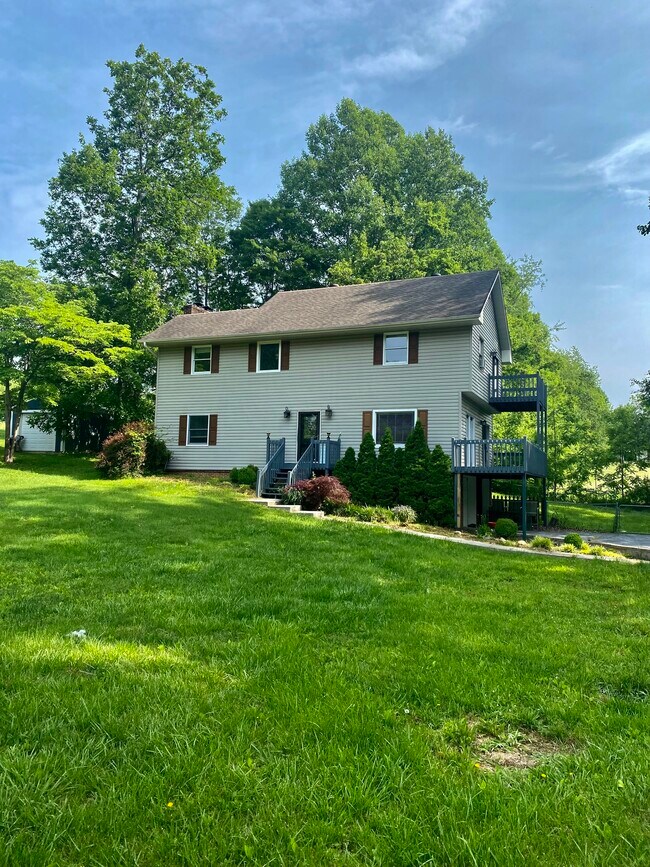 Exterior - 13421 Stone Dr House