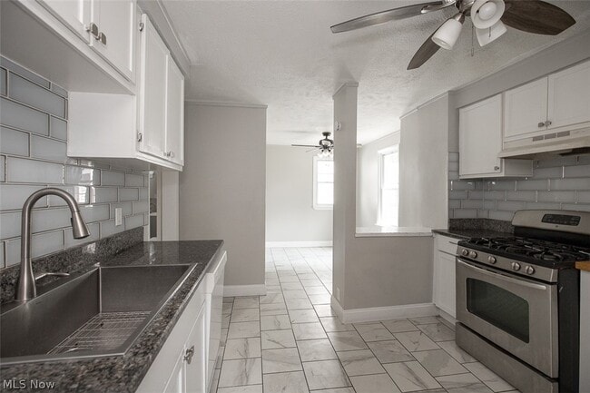 Photo - 3635 W 46th St Unit 1