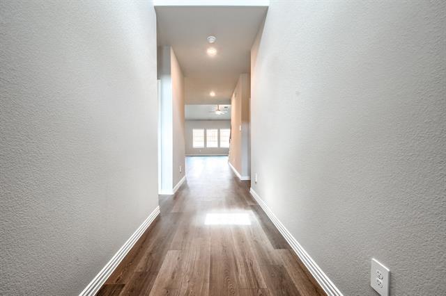 Photo - 606 Willet Dr